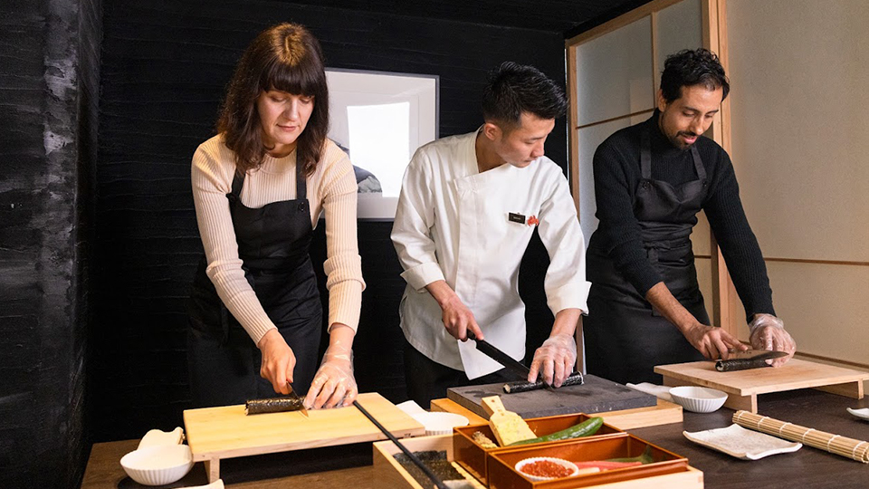 <p>Exploring Asakusa<br>Exquisite Japanese Cuisine</p>